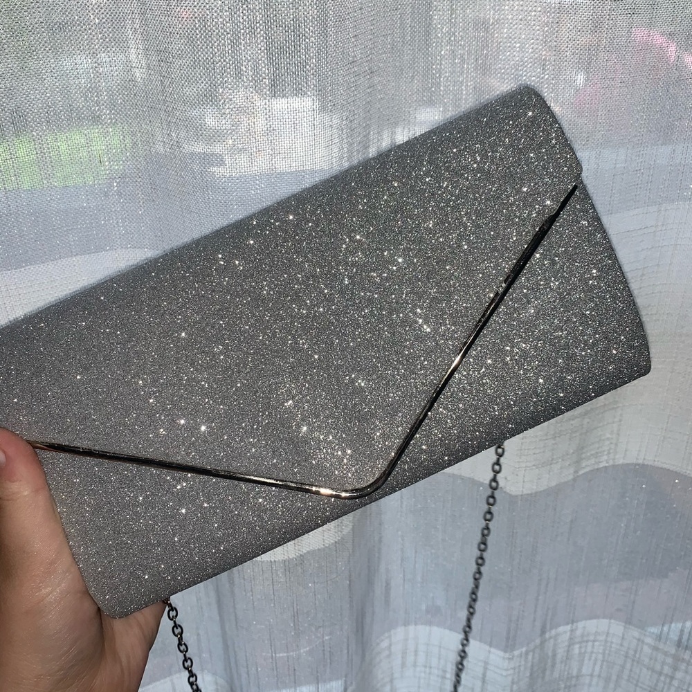 Silver Sparkling Clutch